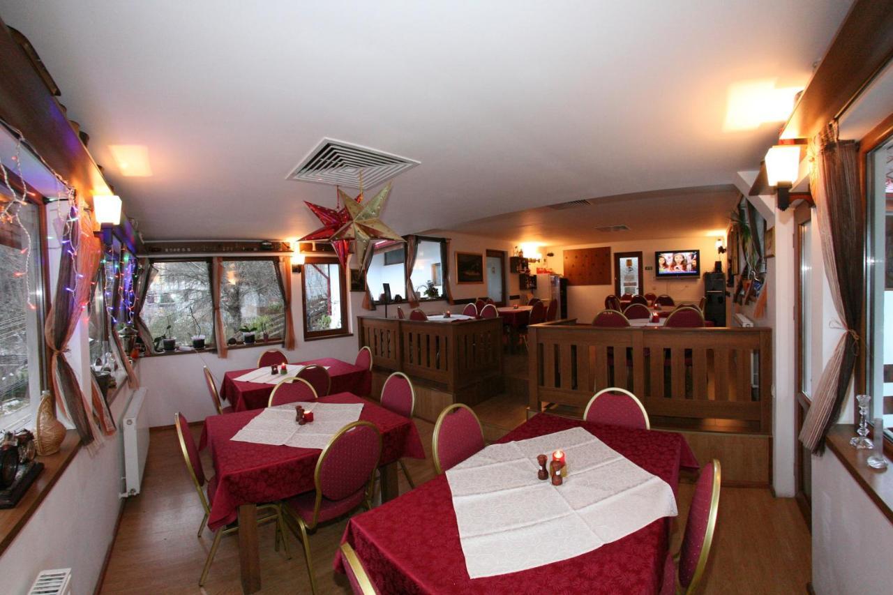 New Aosta Garden Hotel Sinaia Exterior photo
