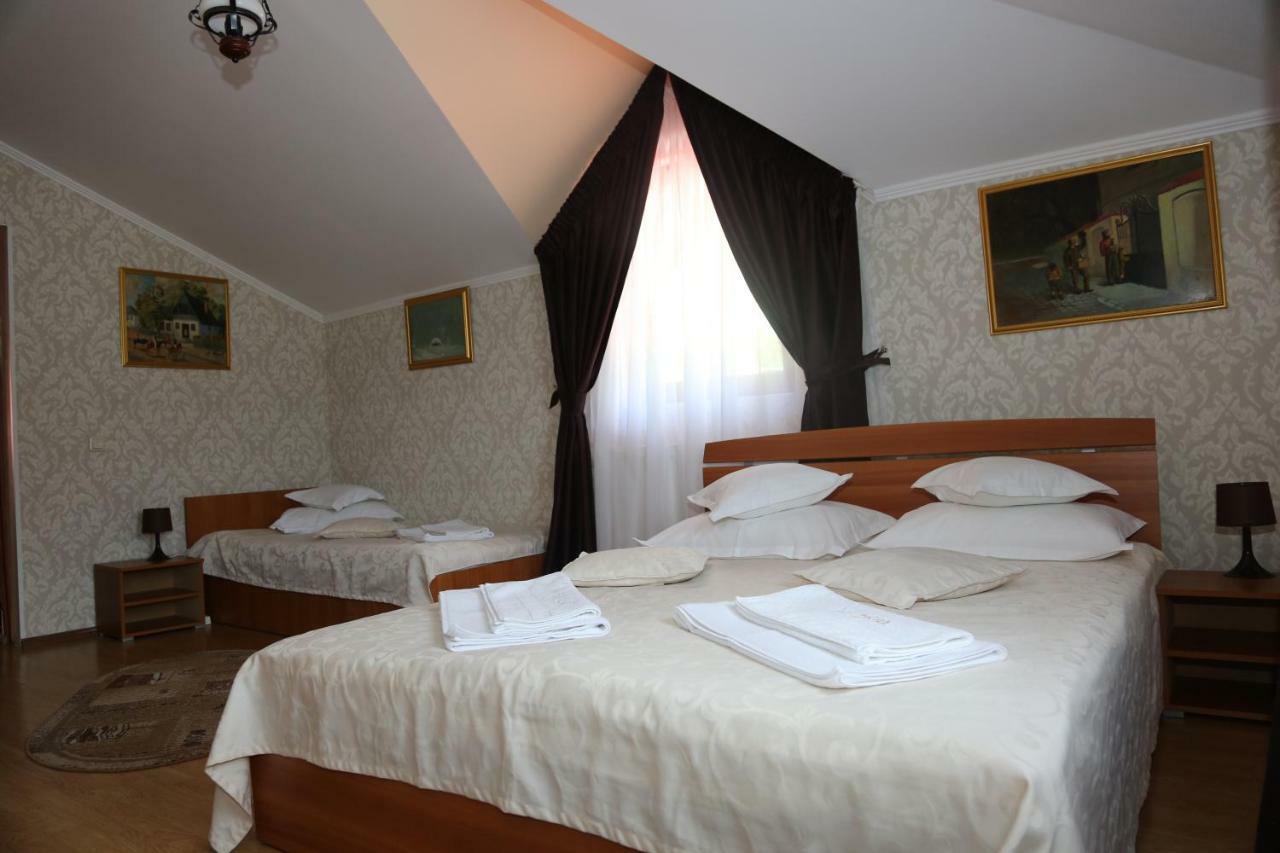 New Aosta Garden Hotel Sinaia Exterior photo